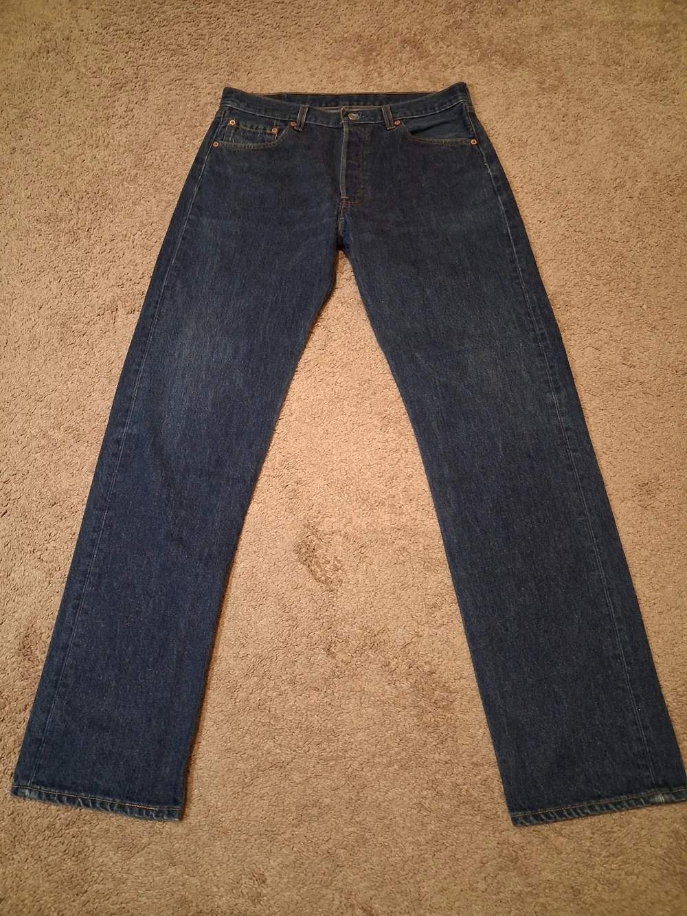 VINTAGE 1996 Levi's Men's Relaxed Fit Dark Blue Jeans
